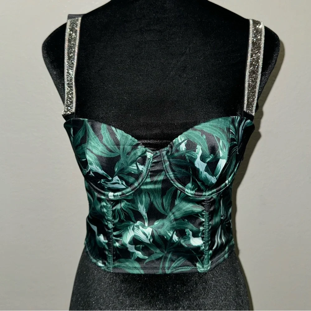 2 Vs Corsets - Picture 6 of 14